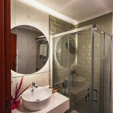 Leila Cunda Hotel Ayvalı