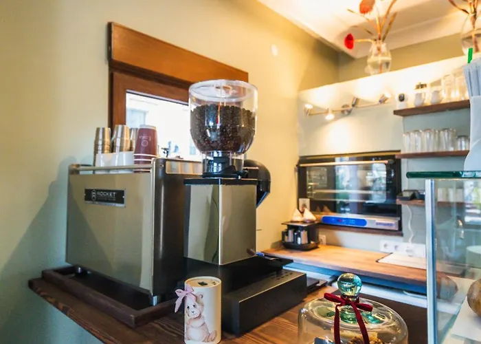 Leila Cunda * Ayvalı